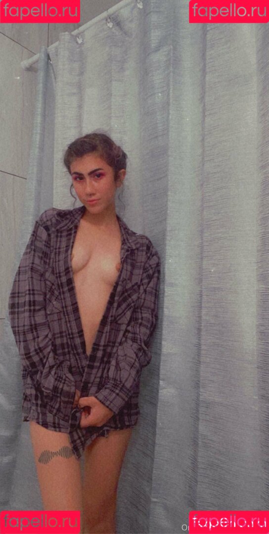 adrixela Onlyfans Photo Gallery 