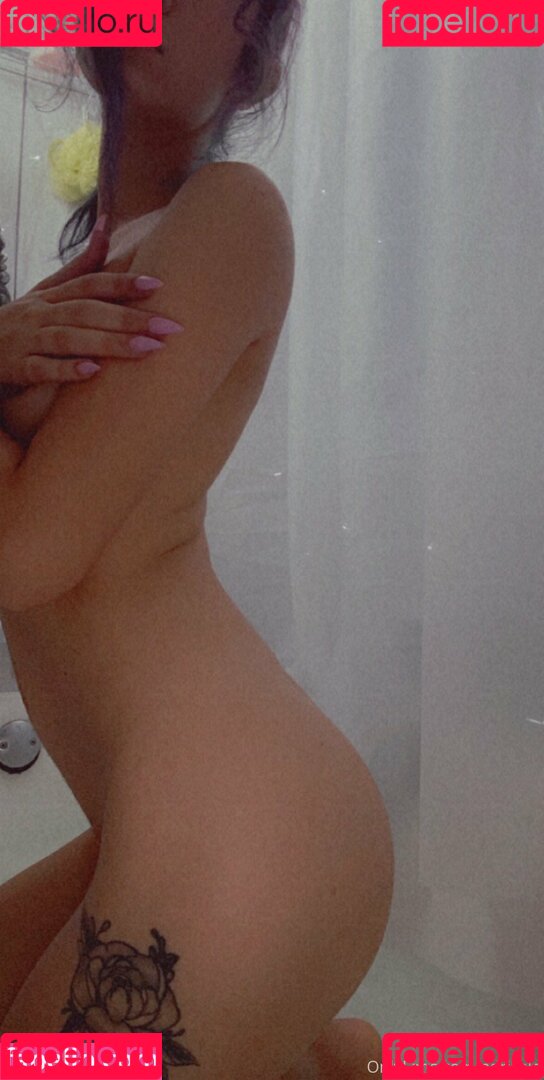 adrixela Onlyfans Photo Gallery 