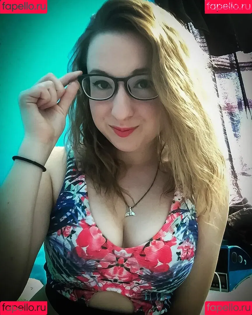 Krisea Marina Onlyfans Photo Gallery 