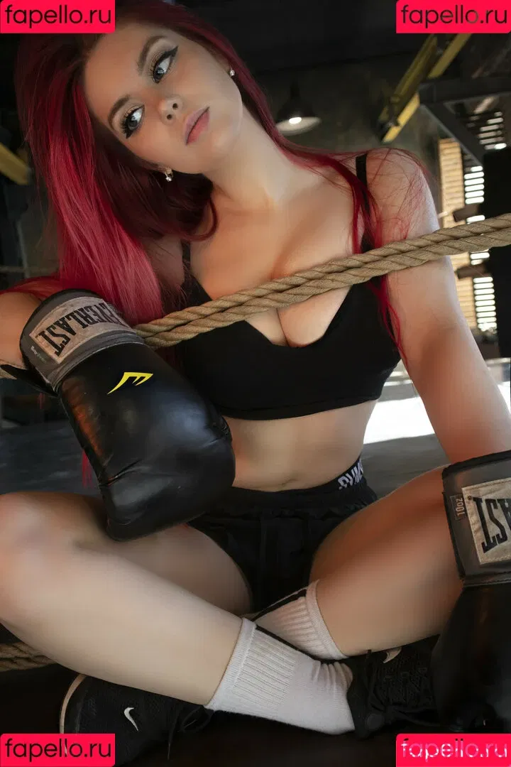 Angie Strelnikova Onlyfans Photo Gallery 