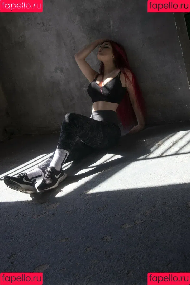 Angie Strelnikova Onlyfans Photo Gallery 