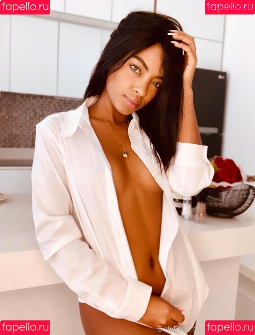 Sofivega Onlyfans Photo Gallery 