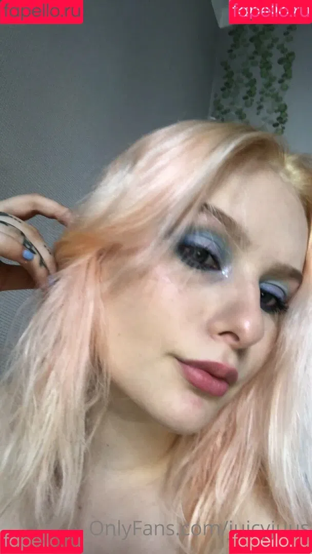 juicyjuus Onlyfans Photo Gallery 