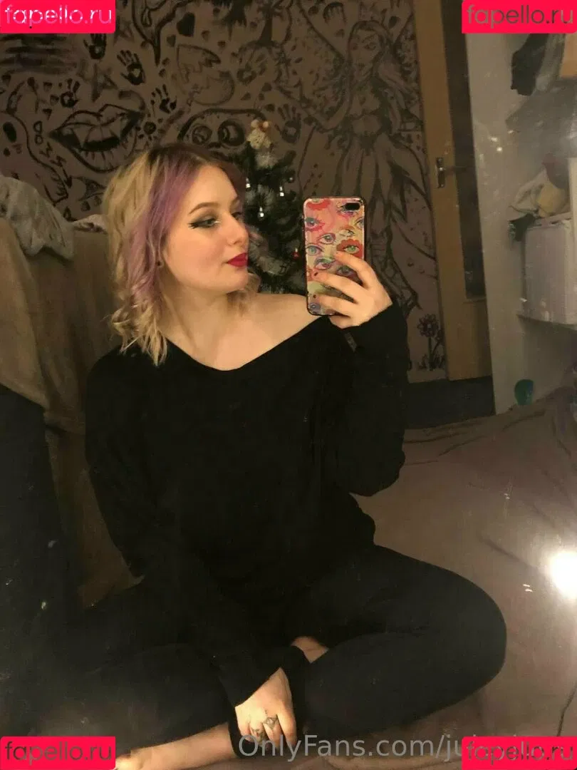 juicyjuus Onlyfans Photo Gallery 