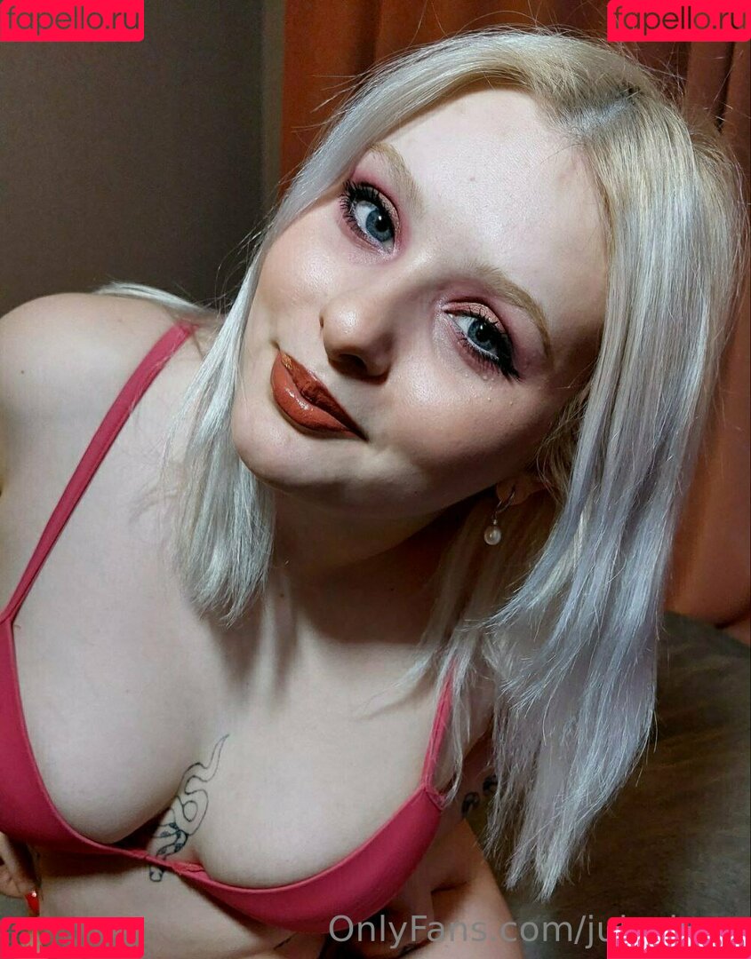 juicyjuus Onlyfans Photo Gallery 