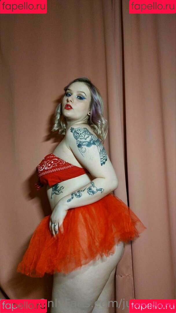 juicyjuus Onlyfans Photo Gallery 