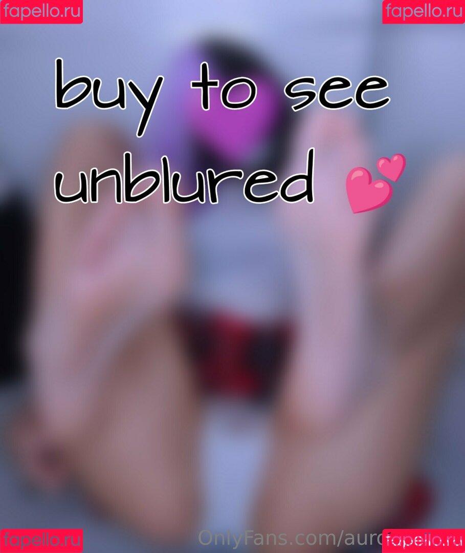 AurorkaUwU Onlyfans Photo Gallery 