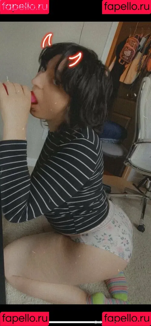 roxannerom Onlyfans Photo Gallery 