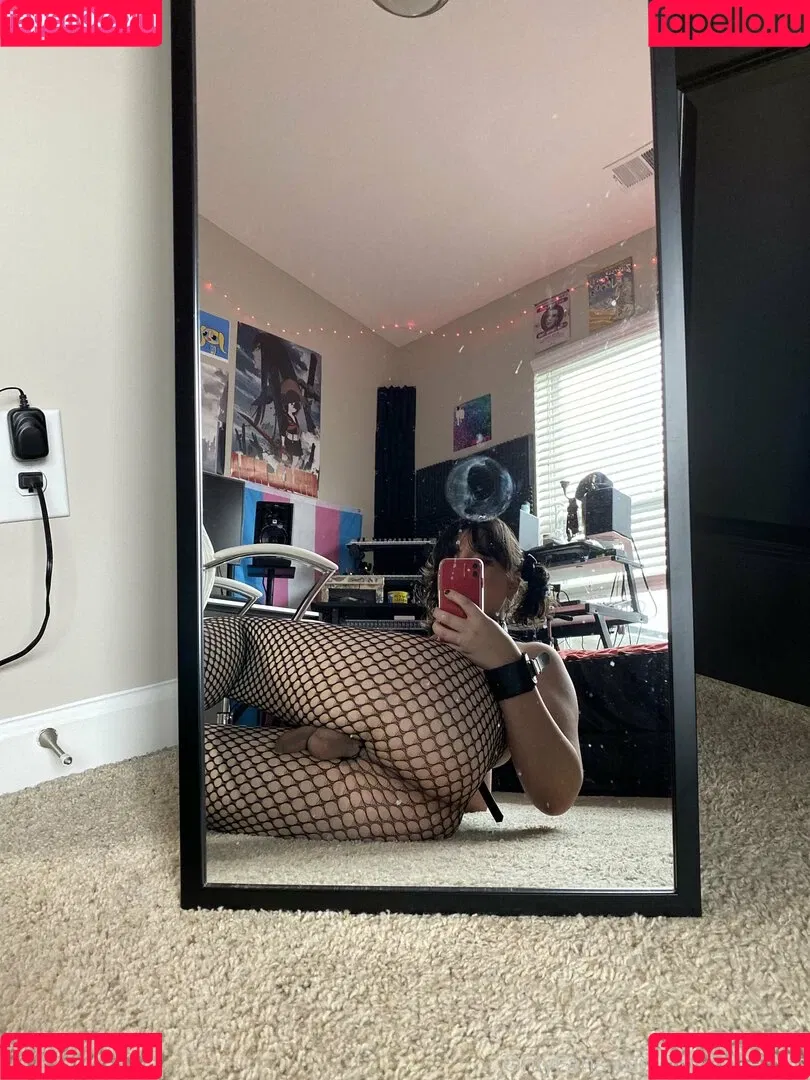 roxannerom Onlyfans Photo Gallery 