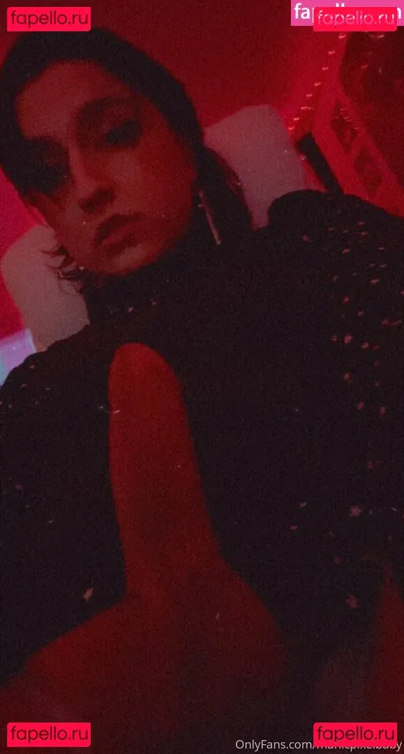 roxannerom Onlyfans Photo Gallery 