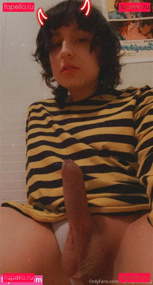 roxannerom Onlyfans Photo Gallery 