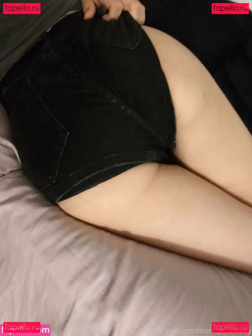 roxannerom Onlyfans Photo Gallery 