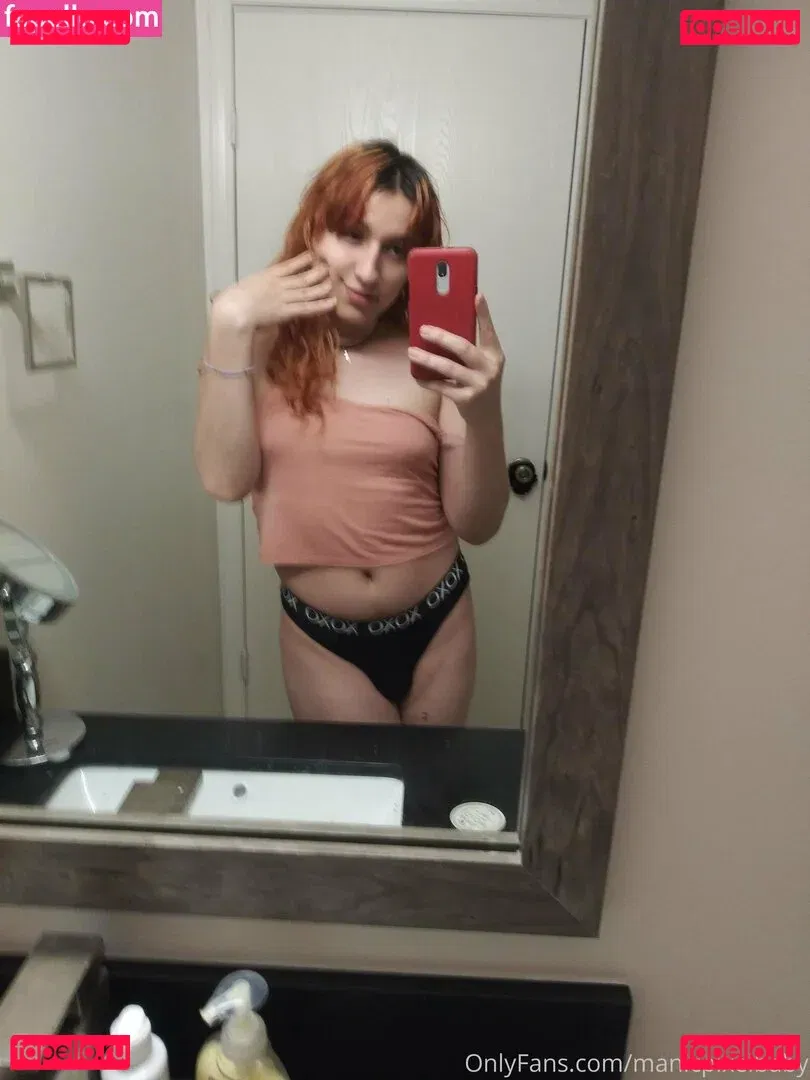 roxannerom Onlyfans Photo Gallery 