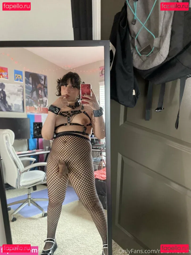 roxannerom Onlyfans Photo Gallery 