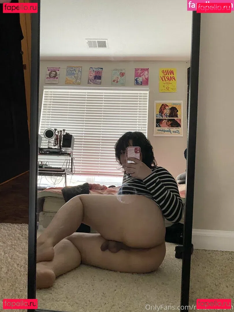 roxannerom Onlyfans Photo Gallery 