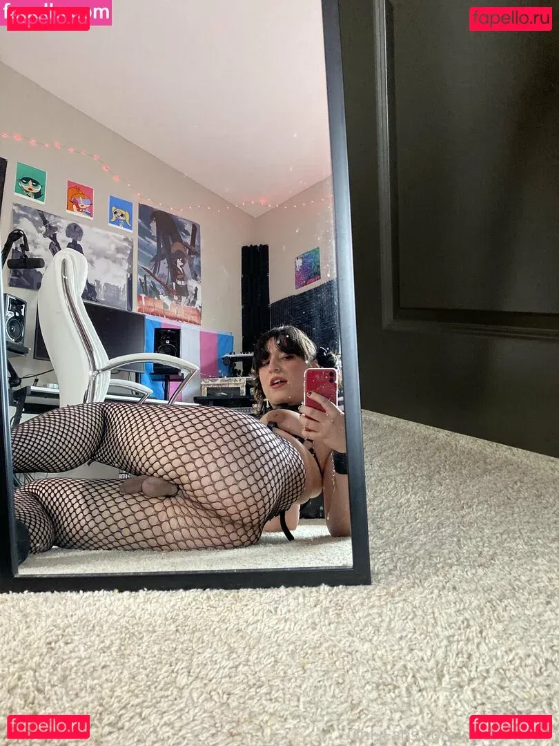 roxannerom Onlyfans Photo Gallery 