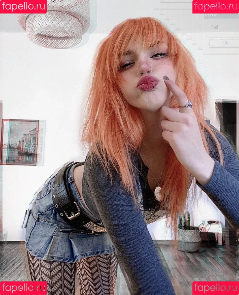 c0rpsekit Onlyfans Photo Gallery 