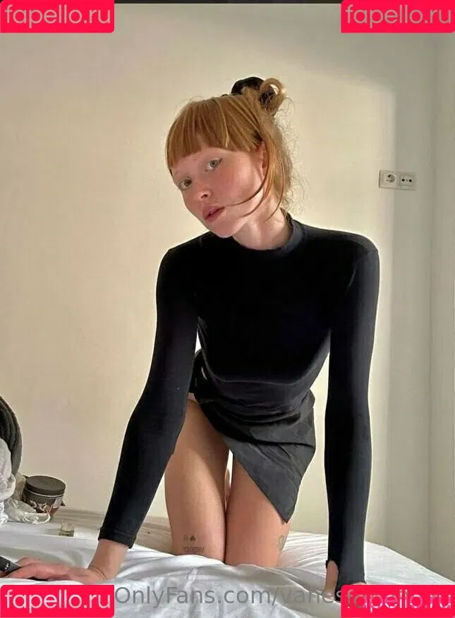 vanessaroom8 Onlyfans Photo Gallery 