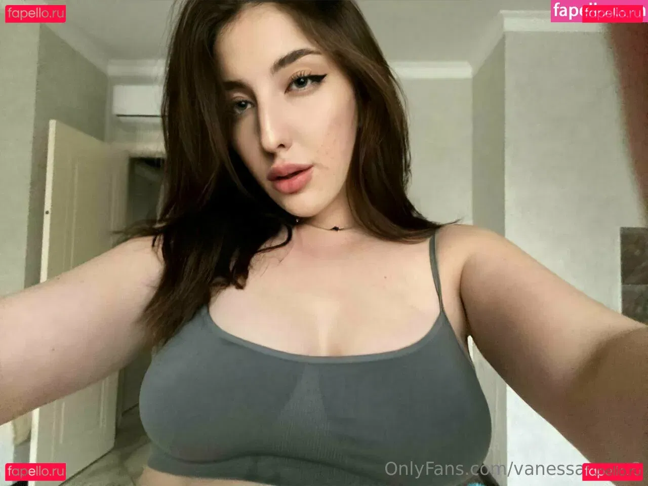 vanessaroom8 Onlyfans Photo Gallery 