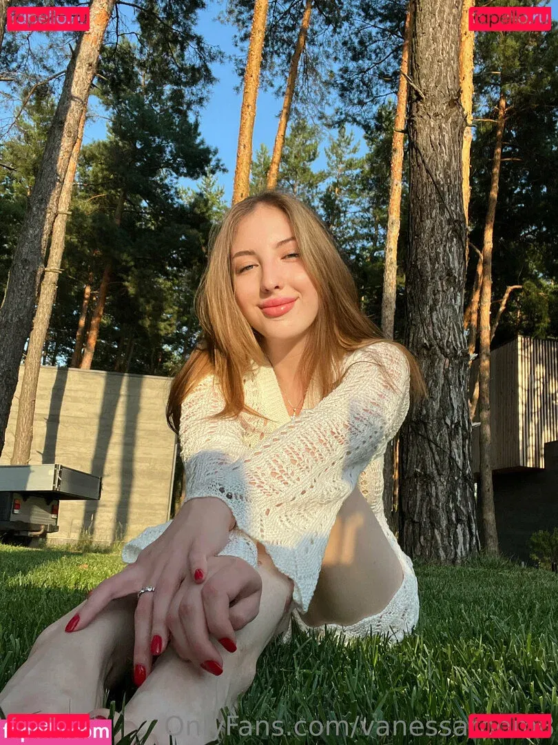 vanessaroom8 Onlyfans Photo Gallery 