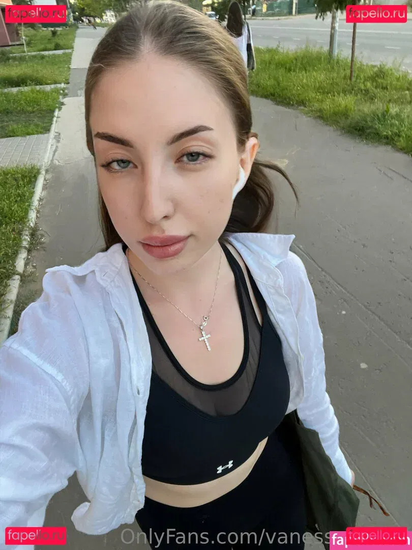 vanessaroom8 Onlyfans Photo Gallery 