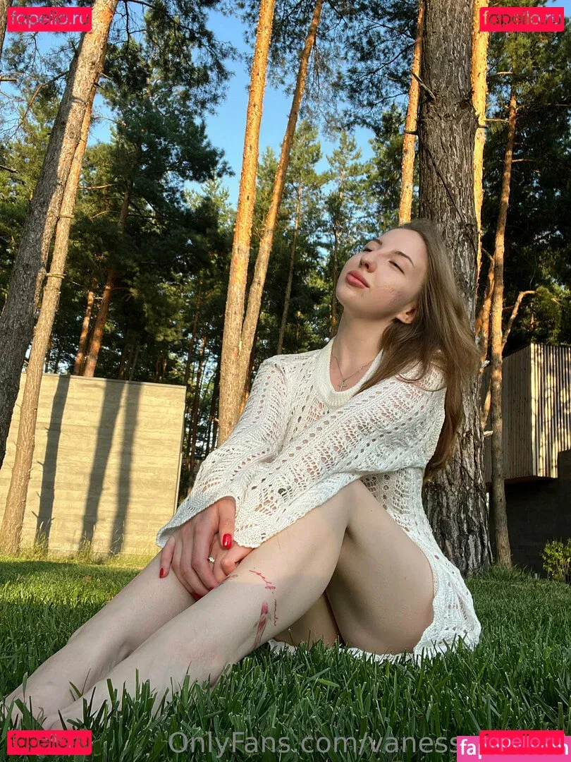 vanessaroom8 Onlyfans Photo Gallery 