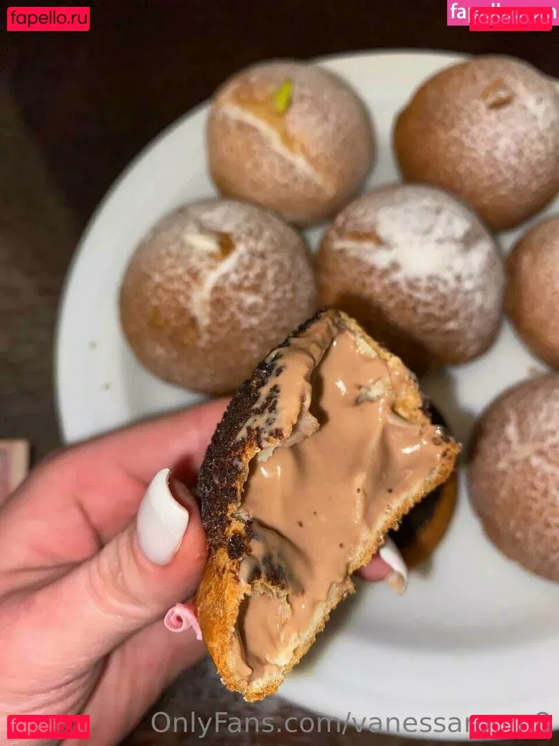 vanessaroom8 Onlyfans Photo Gallery 