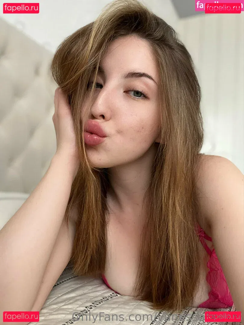 vanessaroom8 Onlyfans Photo Gallery 
