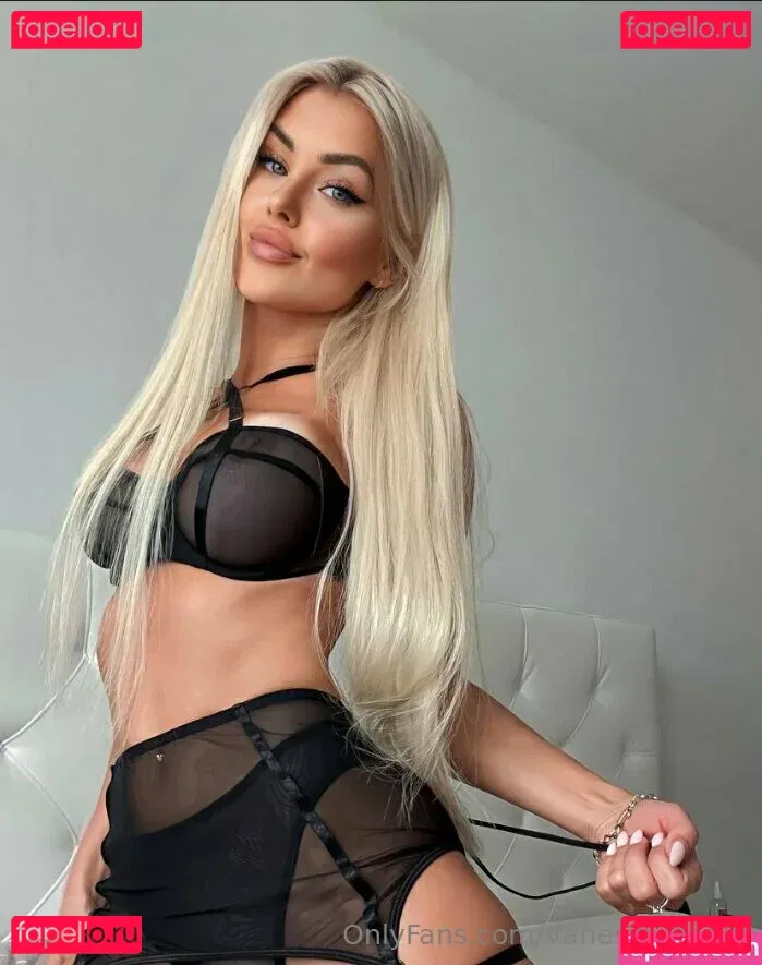 vanessaroom8 Onlyfans Photo Gallery 