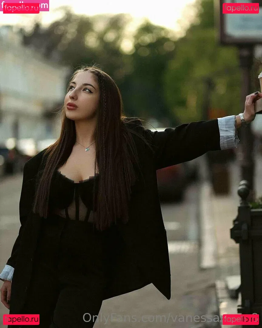 vanessaroom8 Onlyfans Photo Gallery 