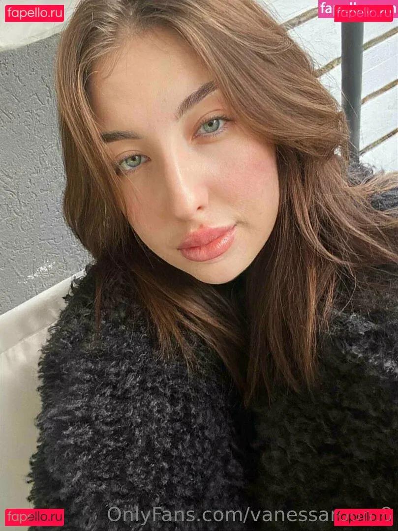 vanessaroom8 Onlyfans Photo Gallery 