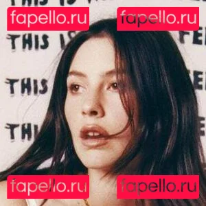 Gracie Abrams Onlyfans Photo Gallery 