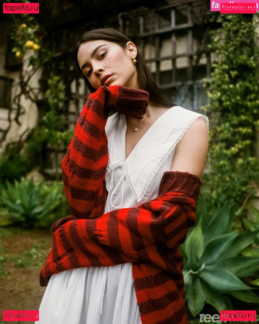 Gracie Abrams Onlyfans Photo Gallery 