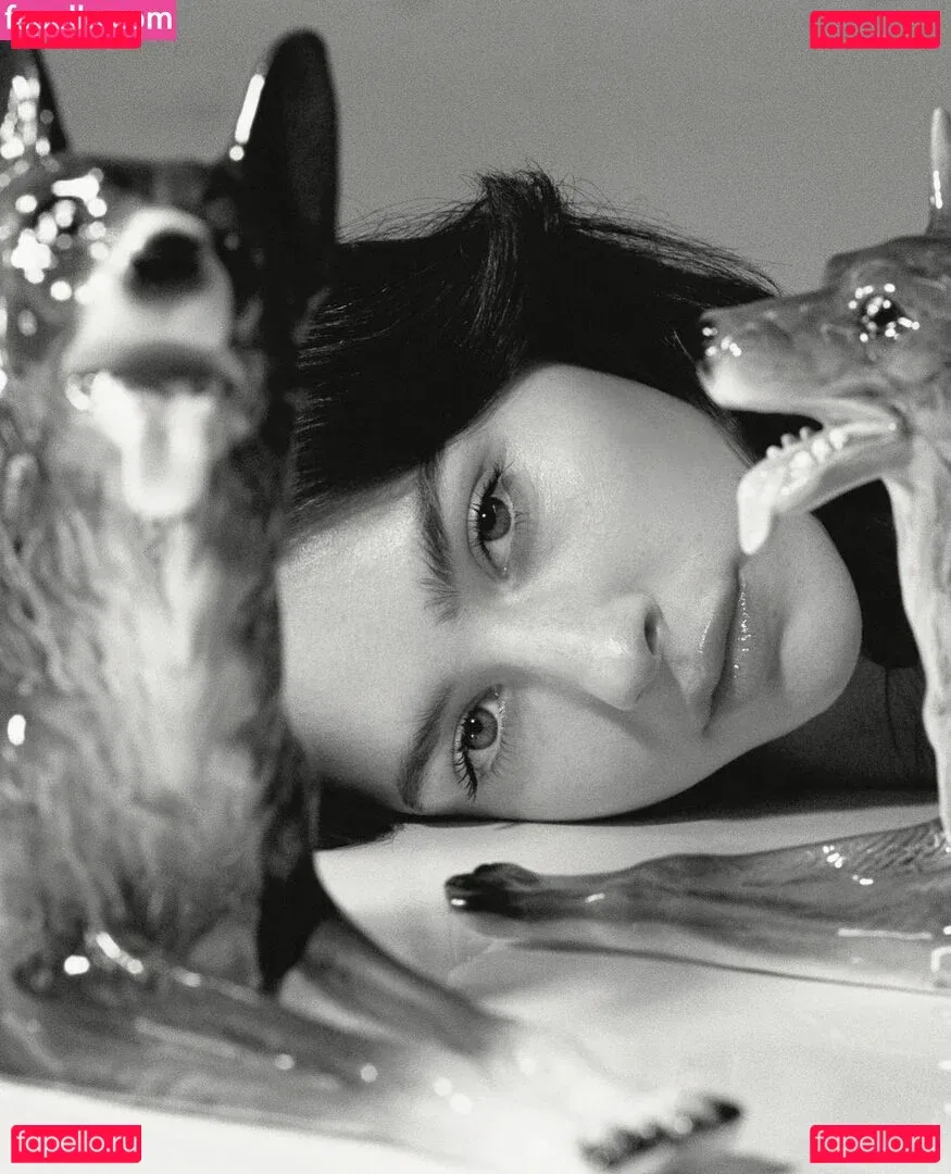 Gracie Abrams Onlyfans Photo Gallery 