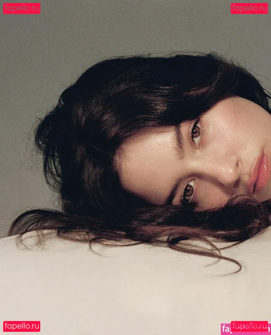 Gracie Abrams Onlyfans Photo Gallery 