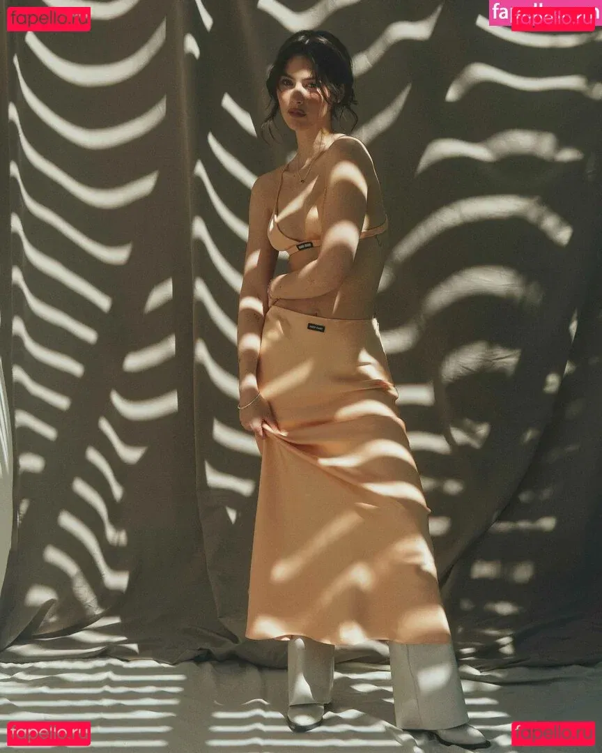 Gracie Abrams Onlyfans Photo Gallery 