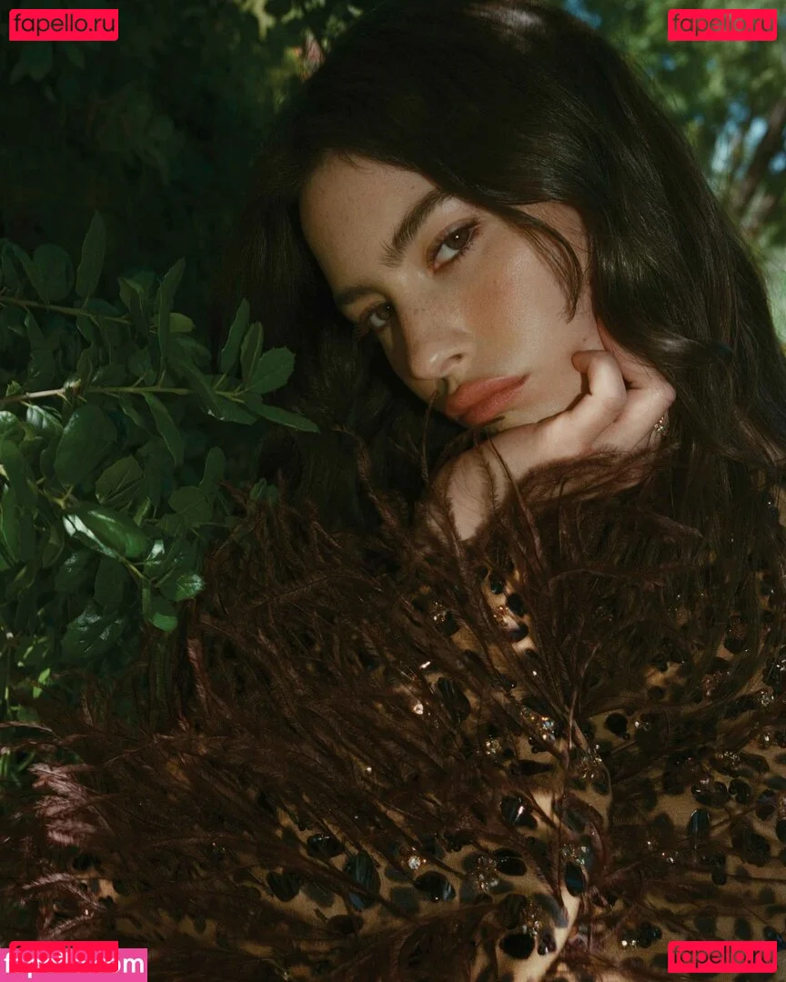 Gracie Abrams Onlyfans Photo Gallery 