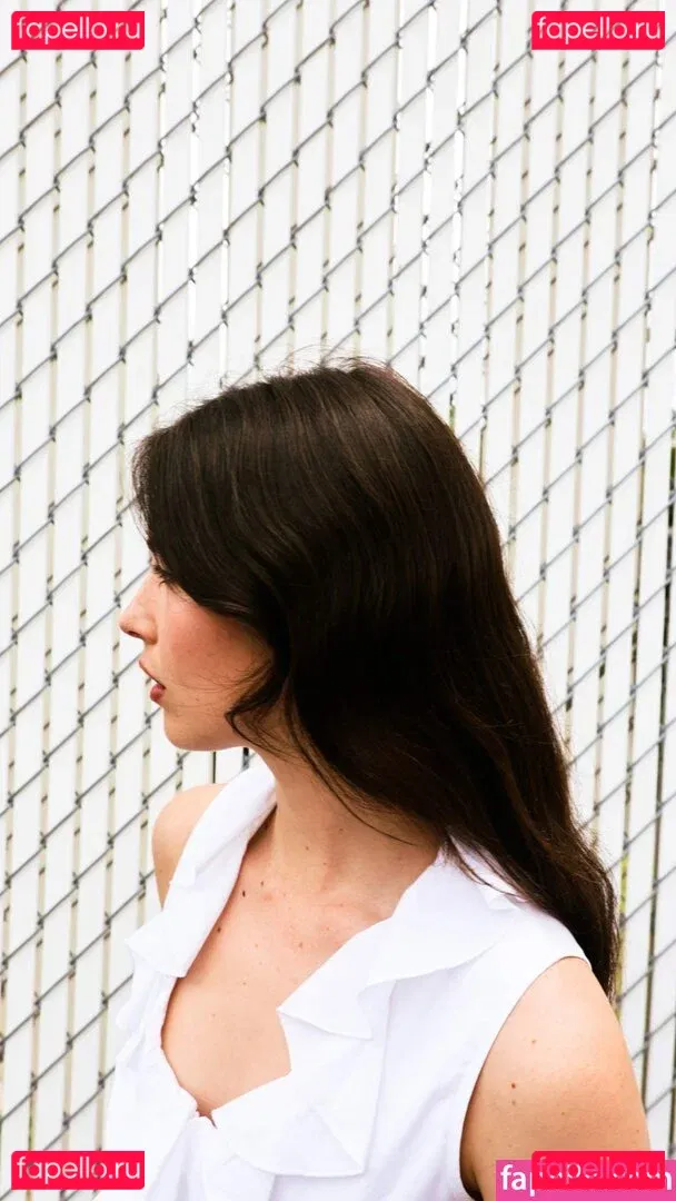 Gracie Abrams Onlyfans Photo Gallery 