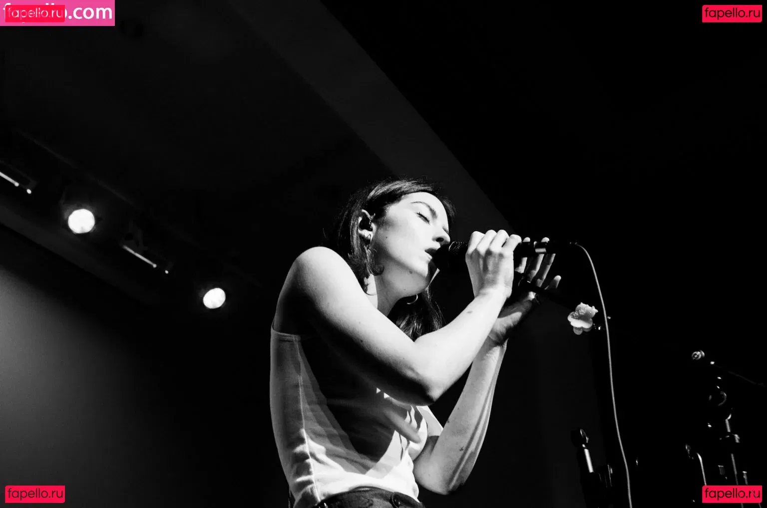 Gracie Abrams Onlyfans Photo Gallery 