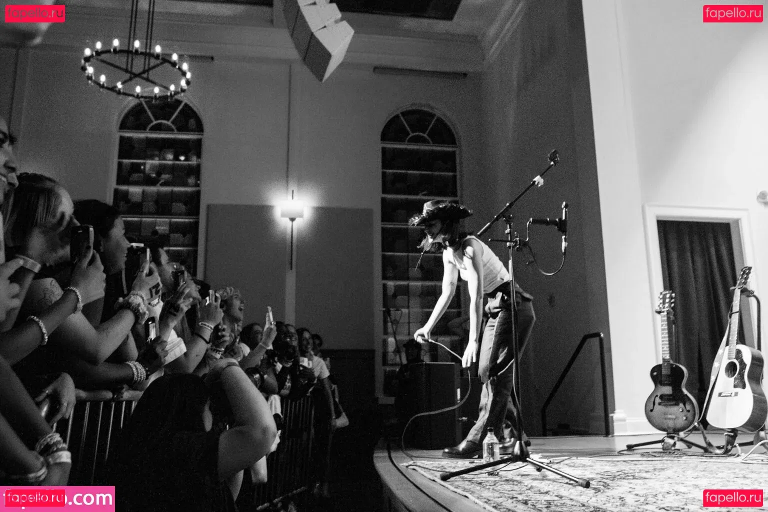 Gracie Abrams Onlyfans Photo Gallery 