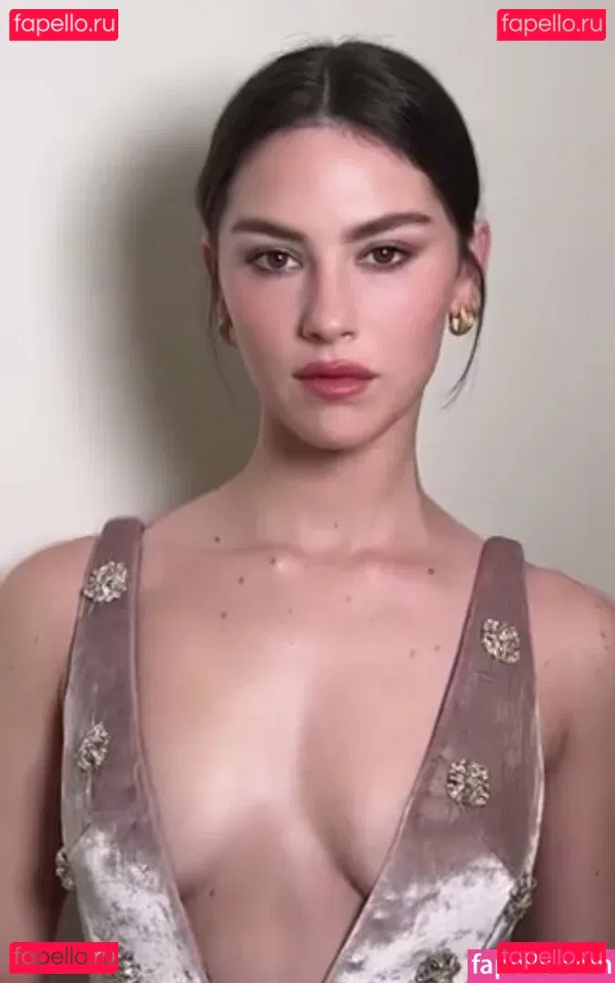 Gracie Abrams Onlyfans Photo Gallery 