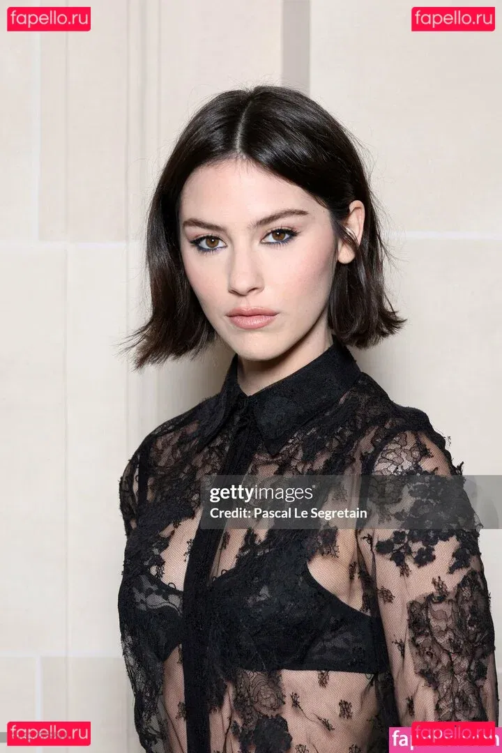 Gracie Abrams Onlyfans Photo Gallery 