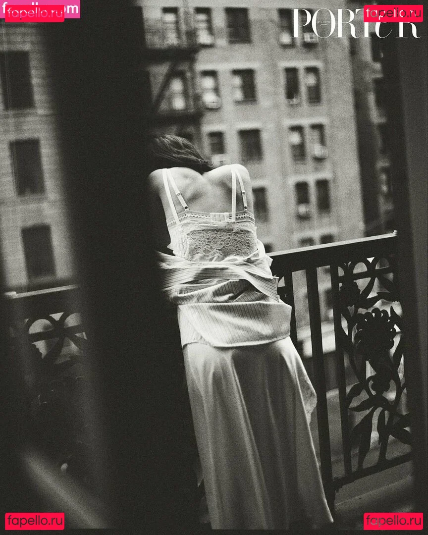 Gracie Abrams Onlyfans Photo Gallery 