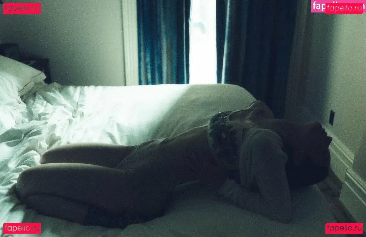 Gracie Abrams Onlyfans Photo Gallery 