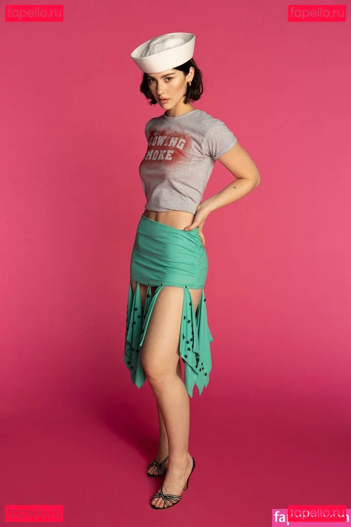 Gracie Abrams Onlyfans Photo Gallery 