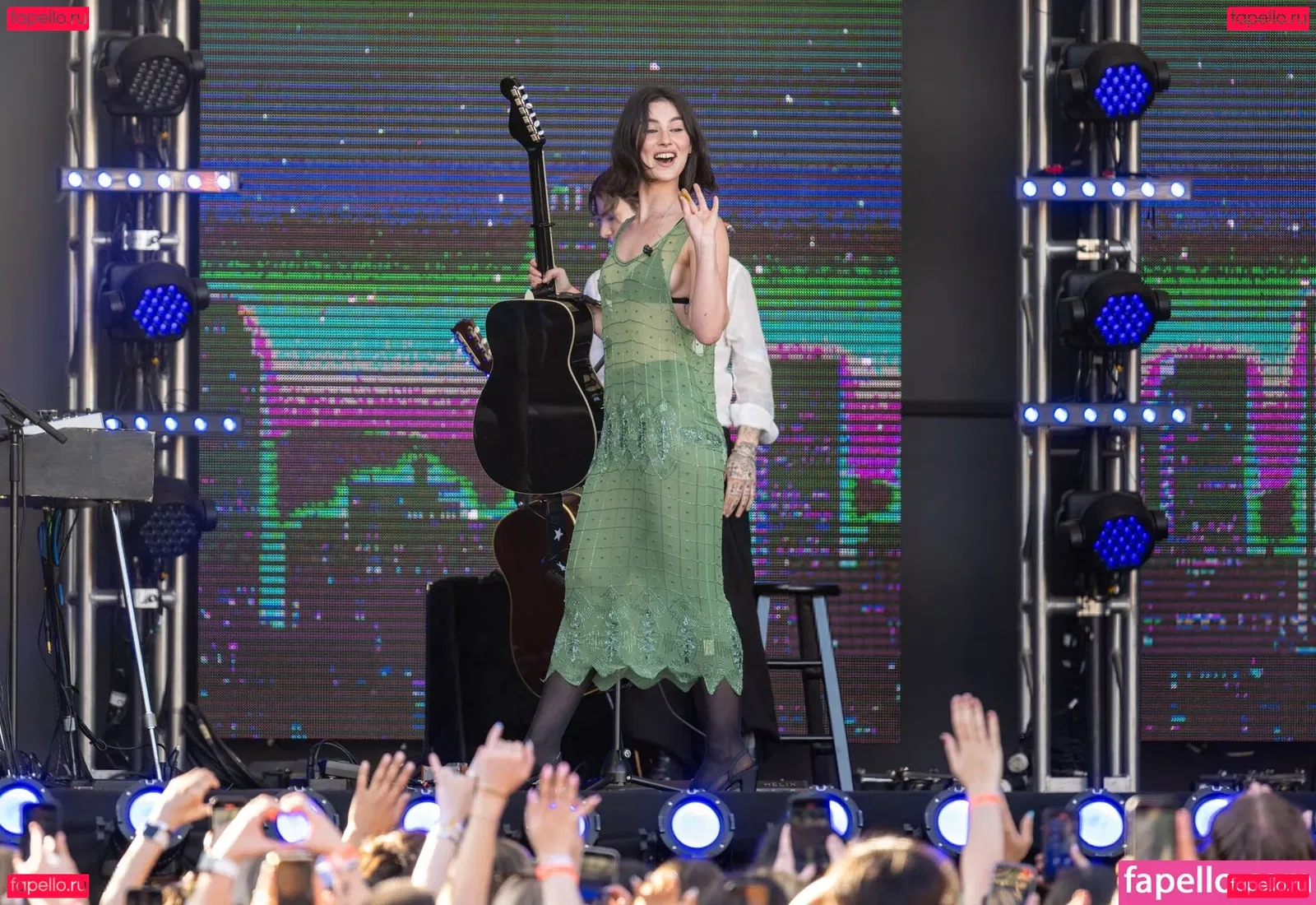 Gracie Abrams Onlyfans Photo Gallery 