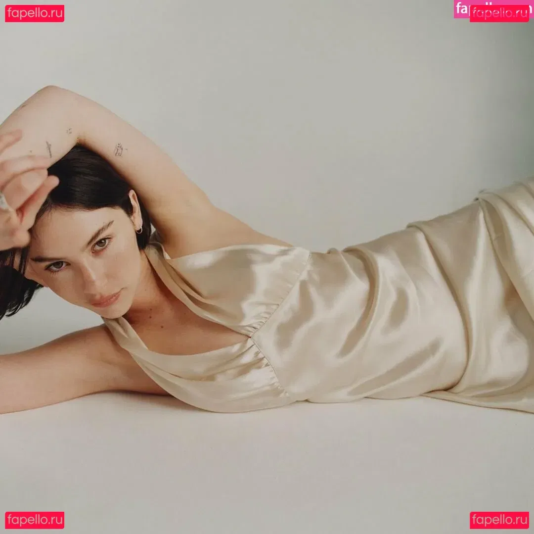 Gracie Abrams Onlyfans Photo Gallery 