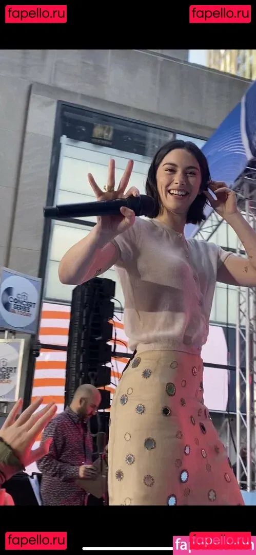 Gracie Abrams Onlyfans Photo Gallery 