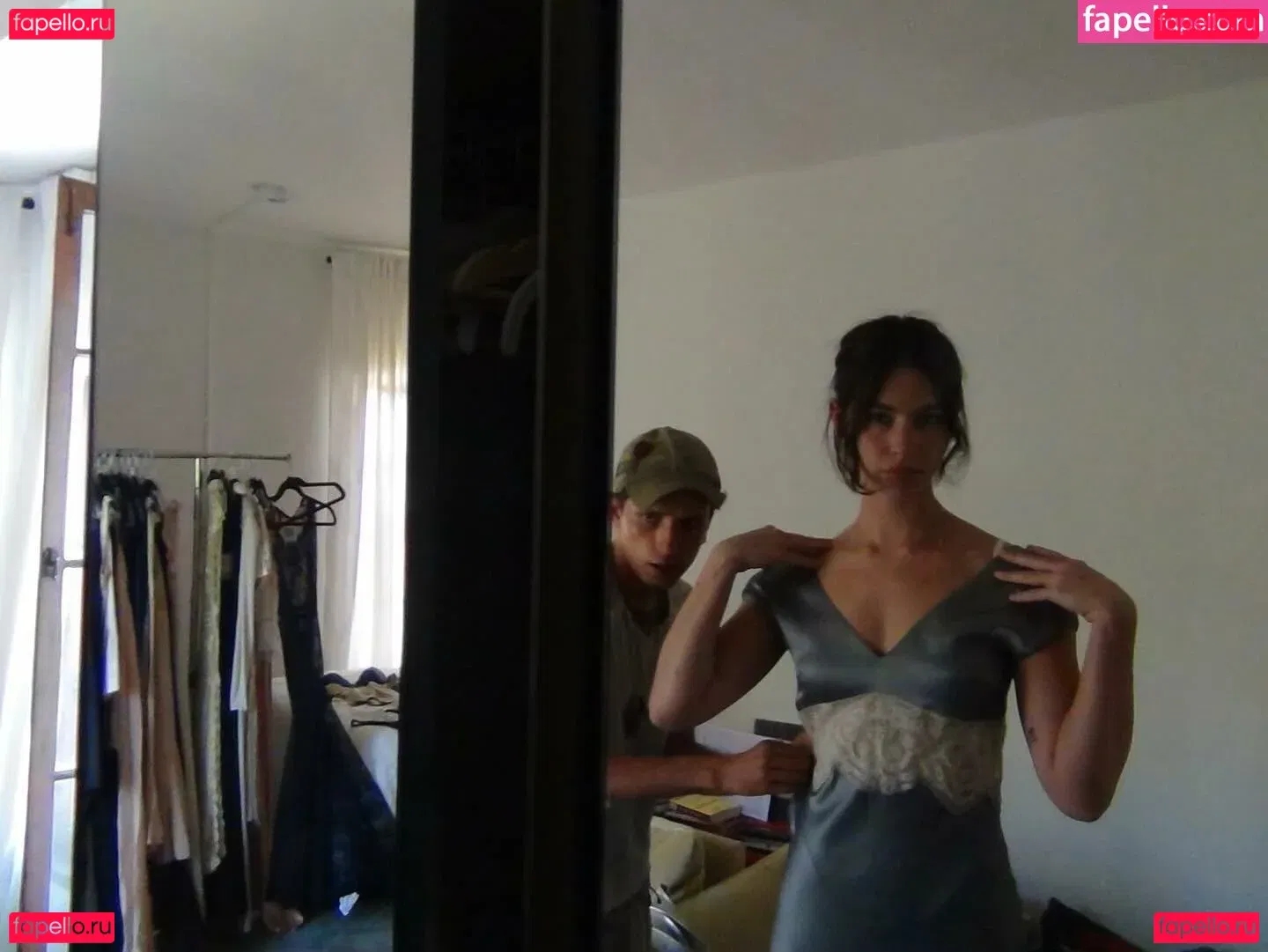 Gracie Abrams Onlyfans Photo Gallery 