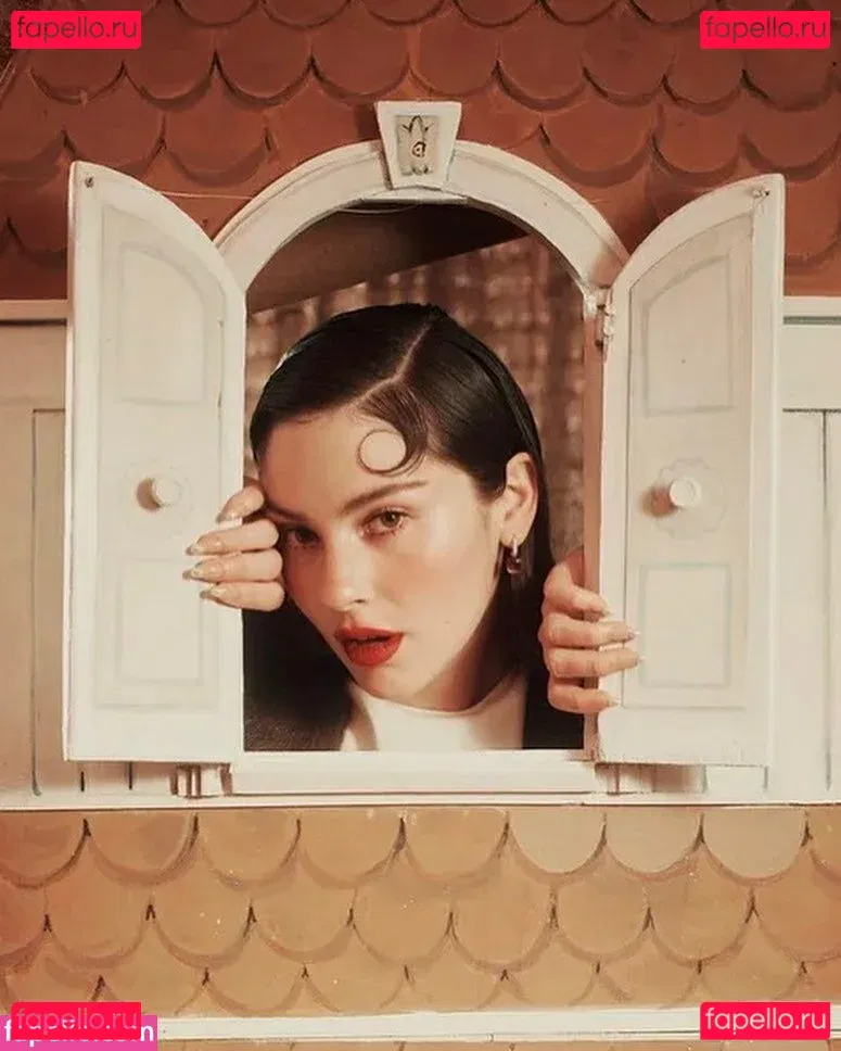 Gracie Abrams Onlyfans Photo Gallery 